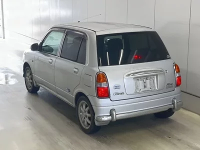 Daihatsu MIRA