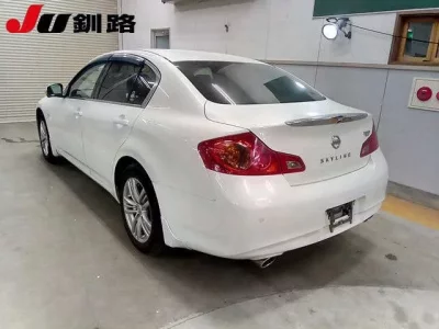 Nissan SKYLINE