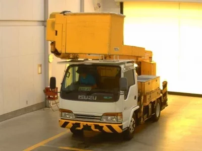 Isuzu ELF