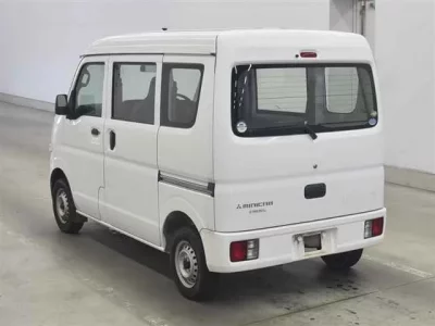 Mitsubishi MINICAB VAN