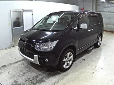 Mitsubishi DELICA D5