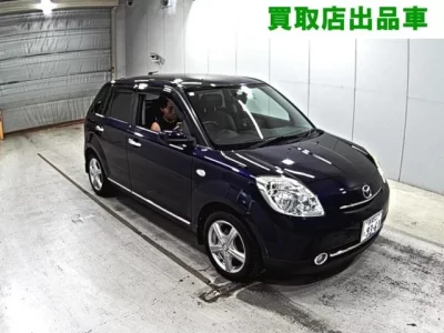 Mazda VERISA