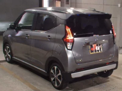 Mitsubishi EK X