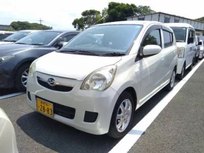 Daihatsu MIRA