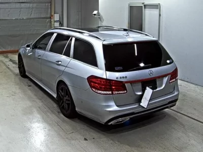 Mercedes-Benz E CLASS WAGON