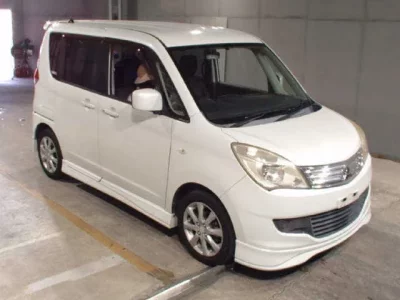 Mitsubishi DELICA D2