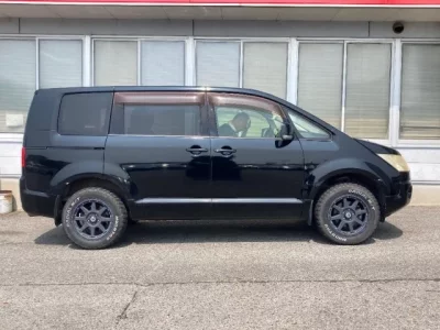 Mitsubishi DELICA D5