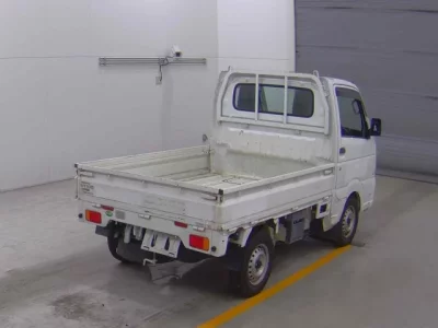 Nissan CLIPPER TRUCK