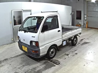 Mitsubishi MINICAB TRUCK
