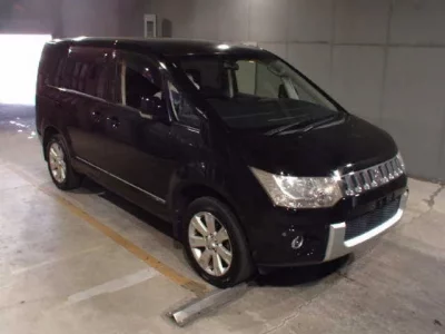 Mitsubishi DELICA D5