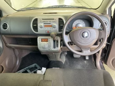Suzuki MRWAGON
