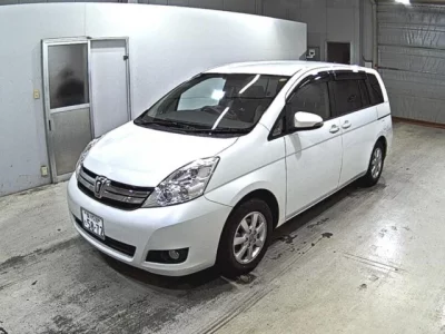 Toyota ISIS