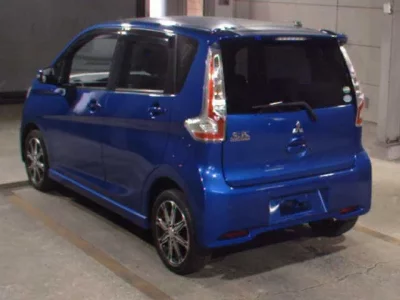 Mitsubishi EK CUSTOM