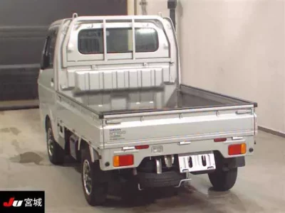 Nissan CLIPPER TRUCK