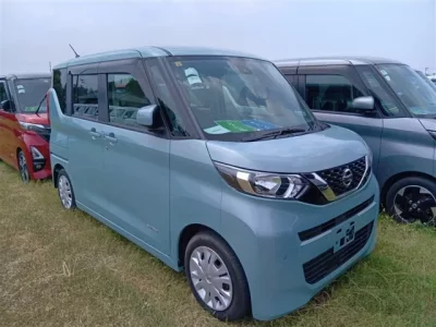 Nissan ROOX