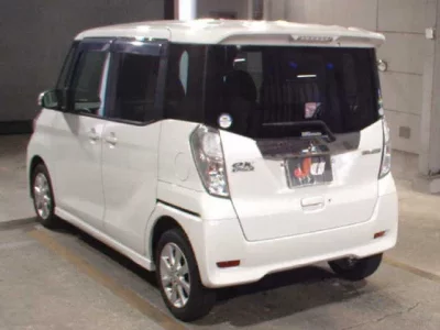 Mitsubishi EK SPACE