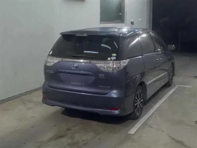 Toyota ESTIMA HYBRID