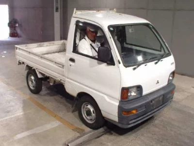 Mitsubishi MINICAB TRUCK