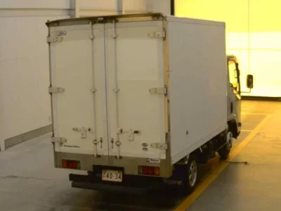 Isuzu ELF