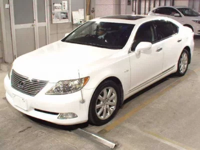 Lexus LS