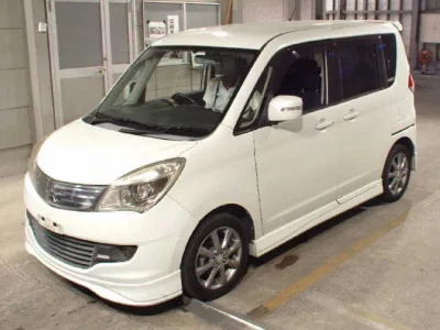 Mitsubishi DELICA D2