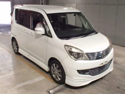 Mitsubishi DELICA D2