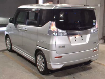 Mitsubishi DELICA D2