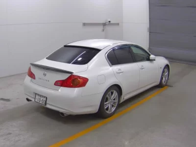 Nissan SKYLINE