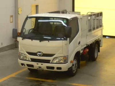Hino DUTRO