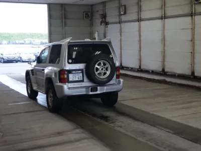 Mitsubishi PAJERO