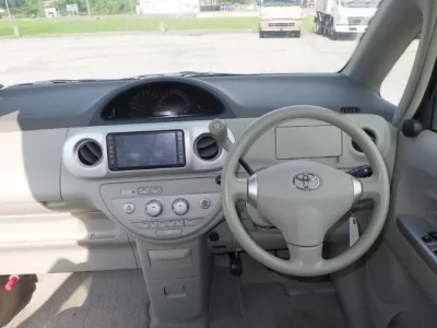 Toyota PORTE