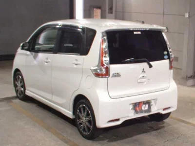 Mitsubishi EK CUSTOM