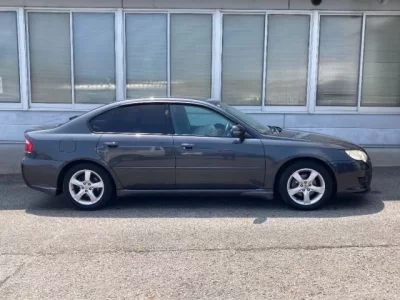 Subaru LEGACY B4