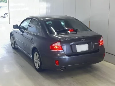 Subaru LEGACY B4