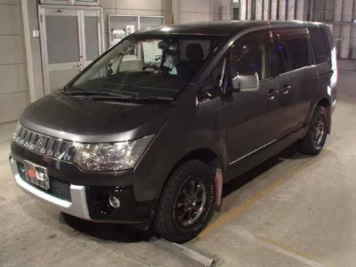 Mitsubishi DELICA D5