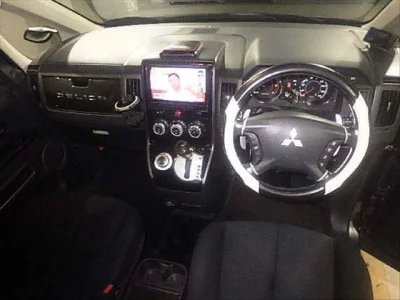 Mitsubishi DELICA D5