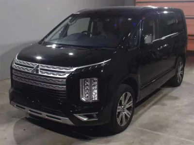 Mitsubishi DELICA D5