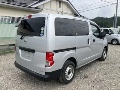 Nissan NV200