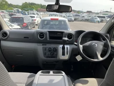 Nissan CARAVAN VAN