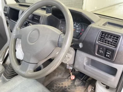 Nissan CLIPPER TRUCK