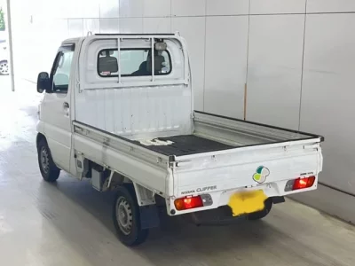 Nissan CLIPPER TRUCK