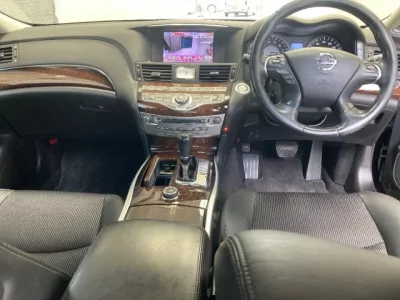 Nissan FUGA