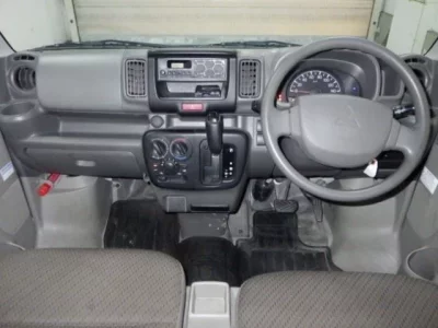 Mitsubishi MINICAB VAN