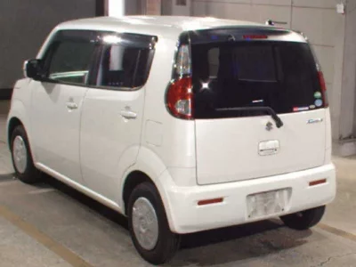 Suzuki MRWAGON