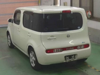 Nissan CUBE