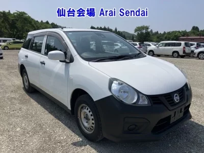 Nissan AD