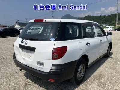 Nissan AD