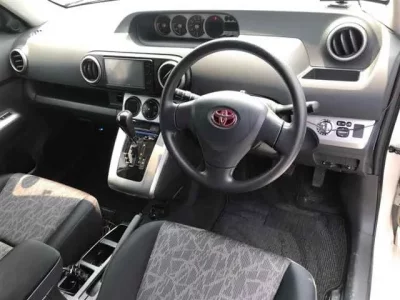 Toyota COROLLA RUMION