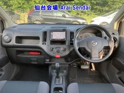 Nissan AD