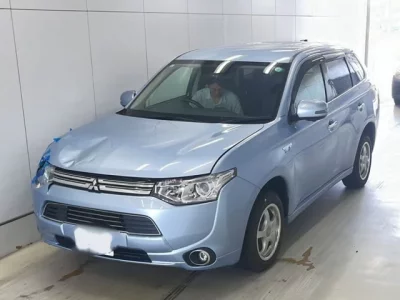 Mitsubishi OUTLANDER PHEV